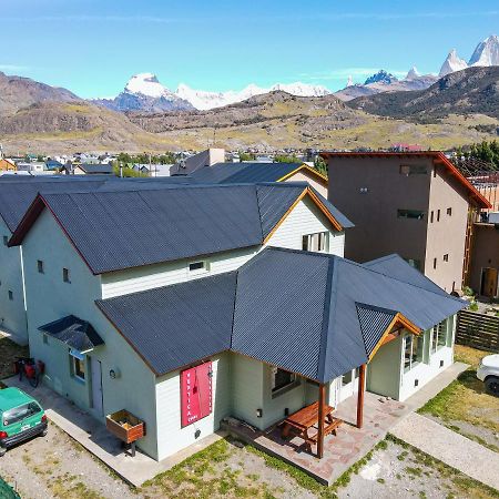 Hosteria Vertical Lodge El Chalten Exterior photo